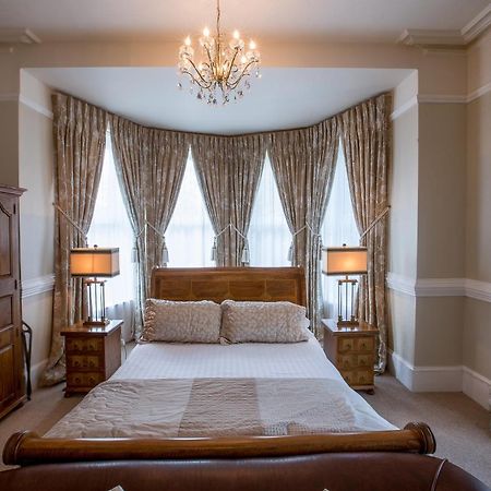 Tullyglass House Hotel Баллимина Экстерьер фото