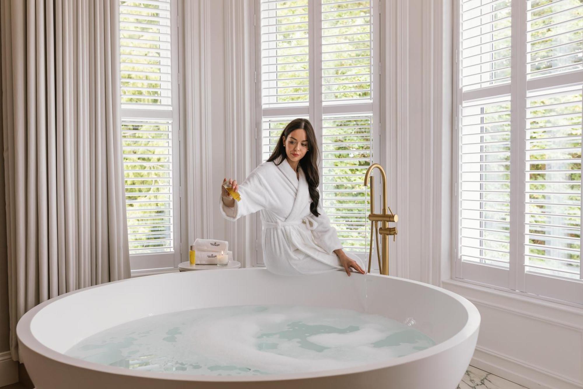 Tullyglass House Hotel Баллимина Экстерьер фото